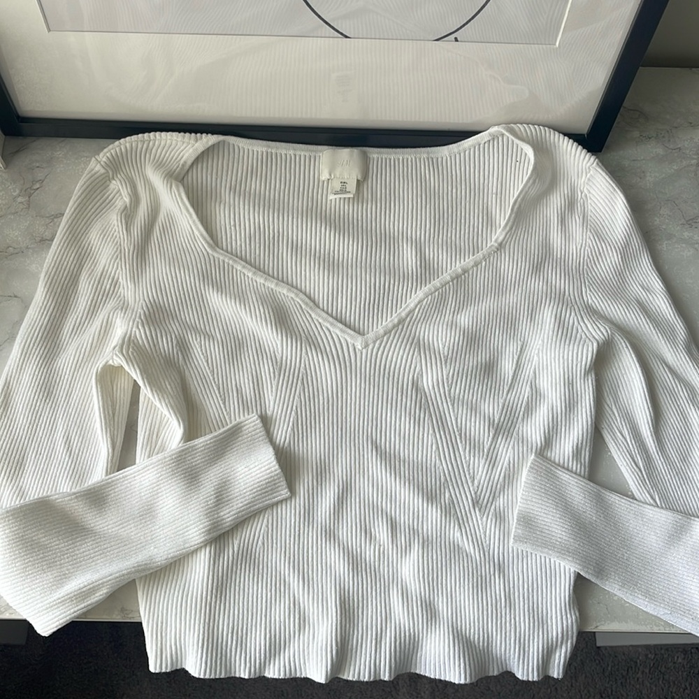 H&M white top